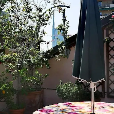 Centrale-Luxury Apartment With Garden Terrace Milan Exterior photo