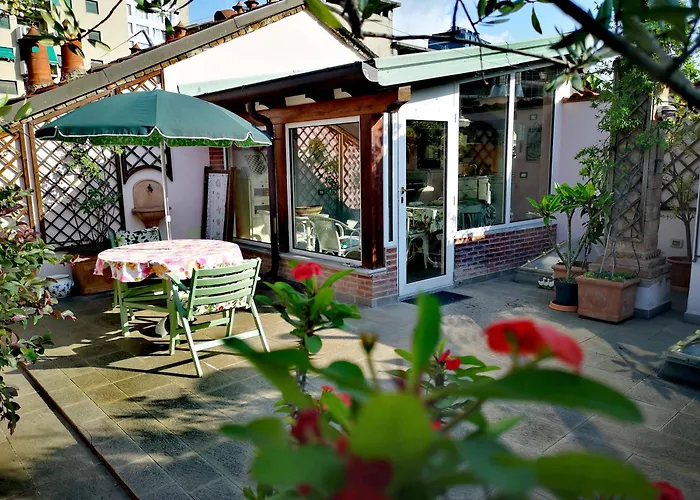 Centrale-Luxury Apartment With Garden Terrace