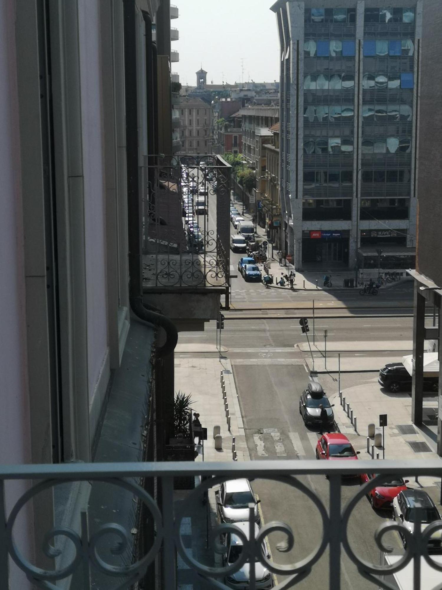 Apartment Centrale-luxury With Garden Terrace Milan