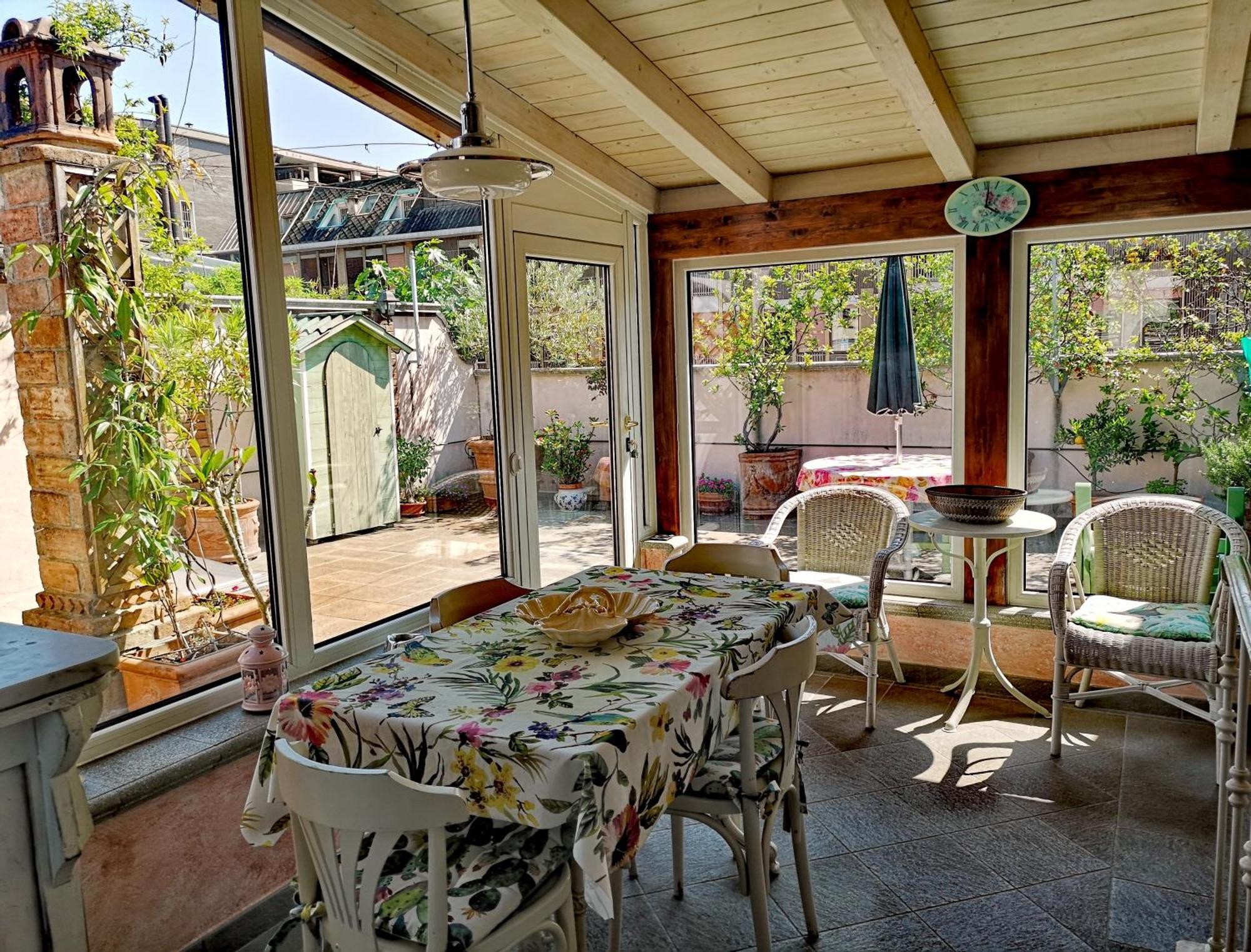 Apartment Centrale-luxury With Garden Terrace